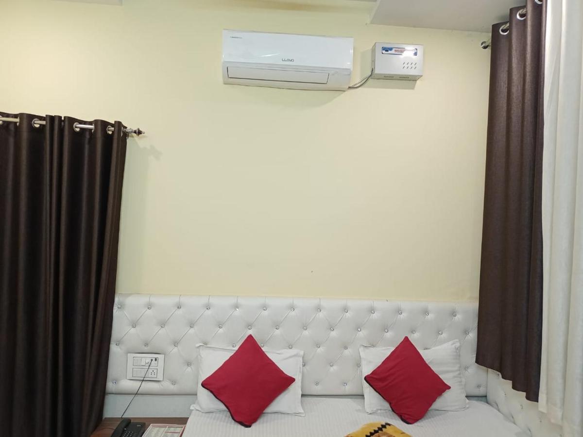 Hotel Vinayak Inn หริทวาร ภายนอก รูปภาพ