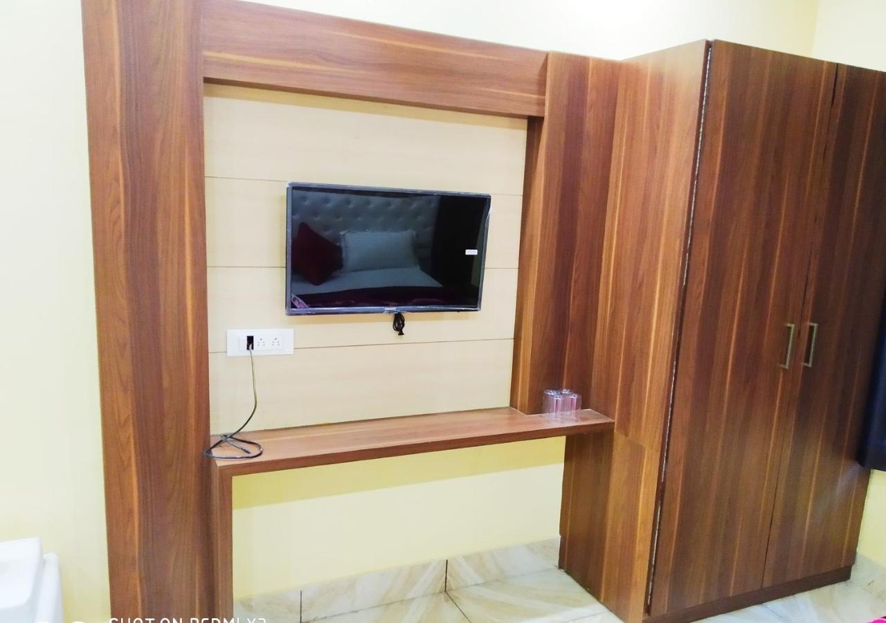 Hotel Vinayak Inn หริทวาร ภายนอก รูปภาพ