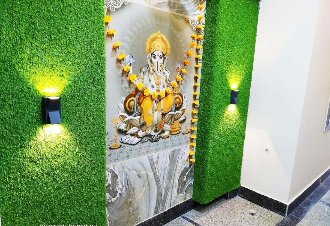 Hotel Vinayak Inn หริทวาร ภายนอก รูปภาพ